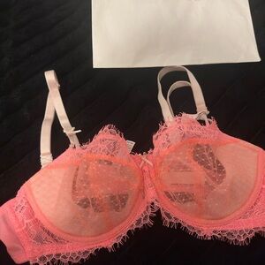 Victoria's Secret Coral Lace Bra